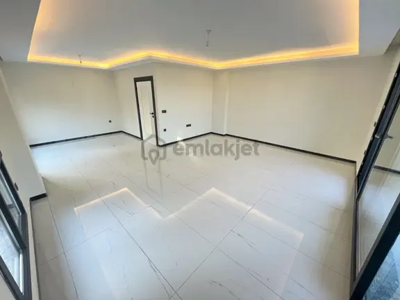 Akçay Aras Emlaktan Gürede 5+1 Müstakil Geniş Villa 1