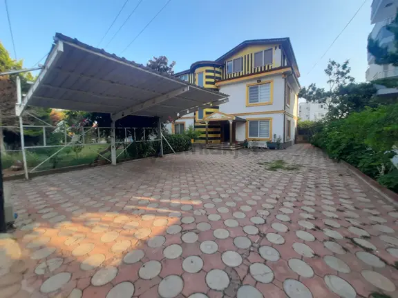 700 M² Arsa İçinde Özel Havuzlu Bahçeli 7+1 Villa Eşyalı&eşyasız 1