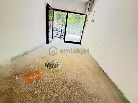 Bm Real Estate Hacıseyfettin Mh. Satılık Cadde Üzeri Dükkan 2