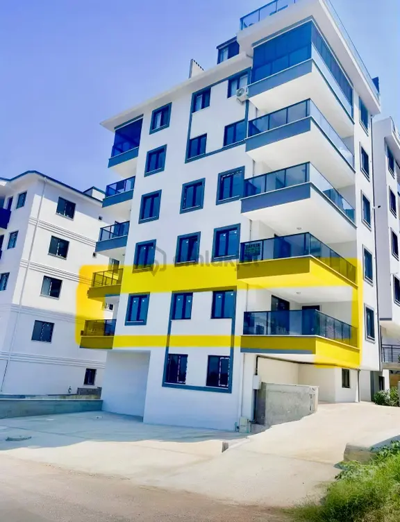 Cakmakda 150 M2 3+1 Ebebeyn Banyolu Ön Cephe Daire !!! 1