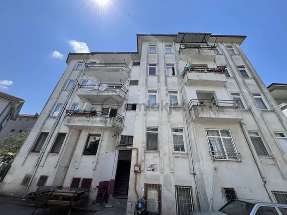 Merkezi Konumda Satılık 2+1 Daire 90m² Kültür Merkezi Yakını 1