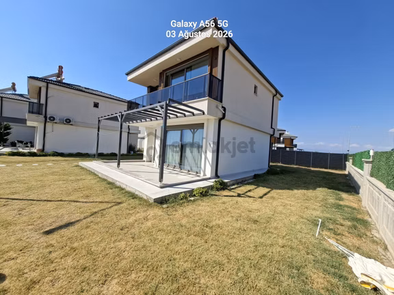 Rw Nefes'ten Gömeç'te 3+1 Villa 2