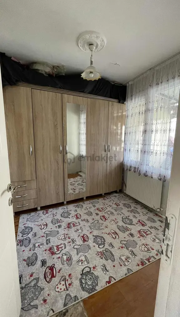 Çap Prime Gayrimenkul 'den Sümbül Efendi Mahallesi Ara Kat Daire 2