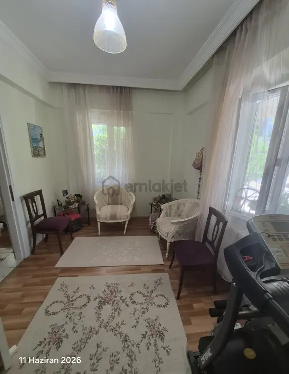 Toros Mahallesinde 3+1 Yüksek Giriş Bakımlı Doğalgazlı 145m2 2