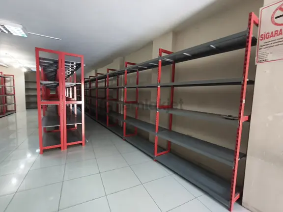 Çarşı Merkezde 2 Katlı Dükkan/ofis/ Depo 2