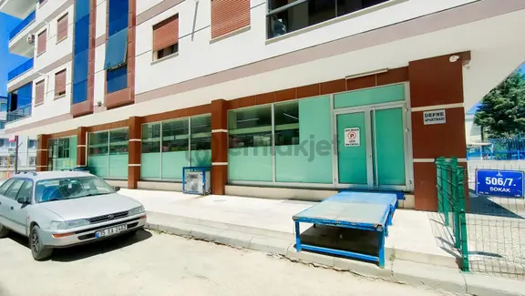 Şirinyer Metroya Yakın Muhteşem Konumda Köşe Bina Yatırıma Uygun 2