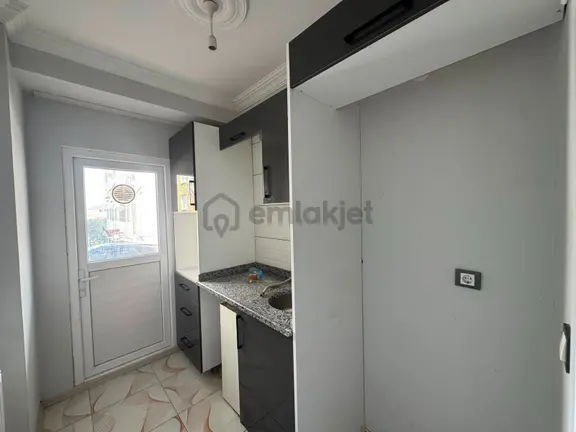 Mer-pa İnş. Atatürk Mah'de/ Acil Satılık/ İskanlı/ Kombili/ Balkonlu/ Öncephe 2+1 2