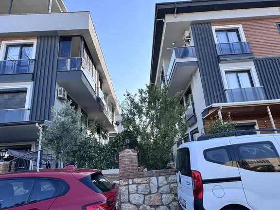 Didim Merkezde Kiralık Ful Eşyalı 3+1 Asansörlü Dubleks 1