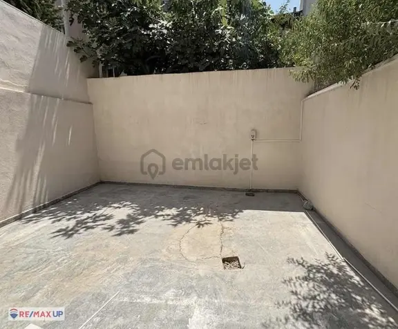 Ezgi Emek'ten Satılık Sıfır Binada Dubleks Bahçeli Panjurlu 1+1 2