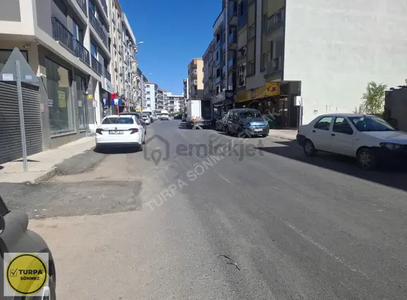 Cumaovası Caddesinde Merkez Ptt Yakını Şok Market Karşısı İşyeri 1