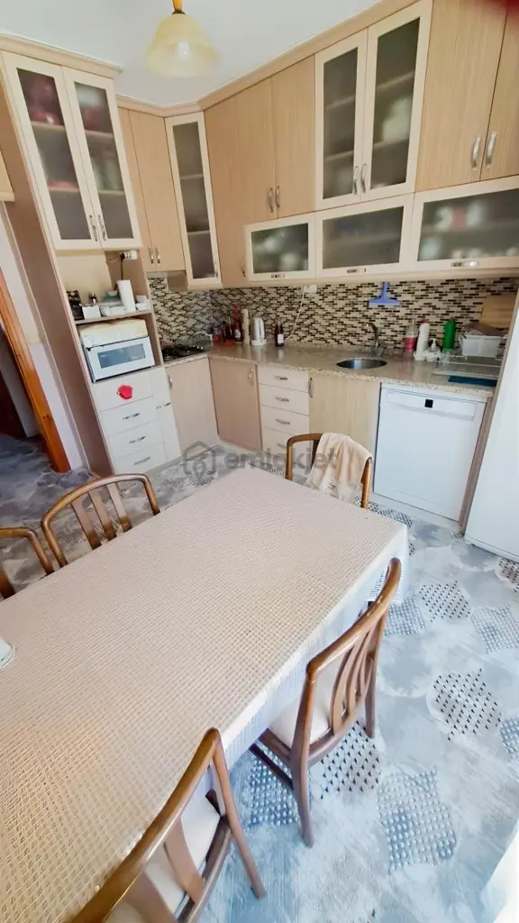 Lavinia 'dan Pazaryerinde Satılık 2+1 Kapalı Mutfak Arakat Daire 2