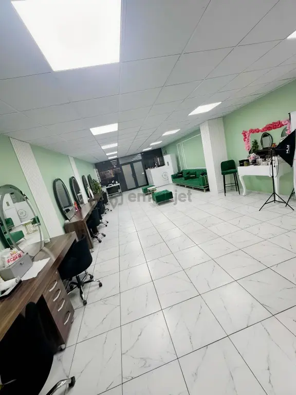 Nevroz Bulvarında Boş Kiralık Asmakatlı Dükkan Ve Bodrumu 1