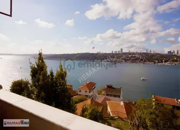 Remax Anı 'dan Çengelköy 'de Boğaz Manzaralı Kiralık 3+1 Daire 2