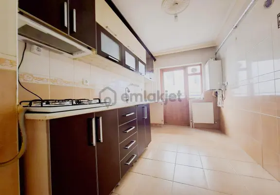 Kuşcağızda Kiralık 3+1 Asansörlü & Çift Balkonlu 1