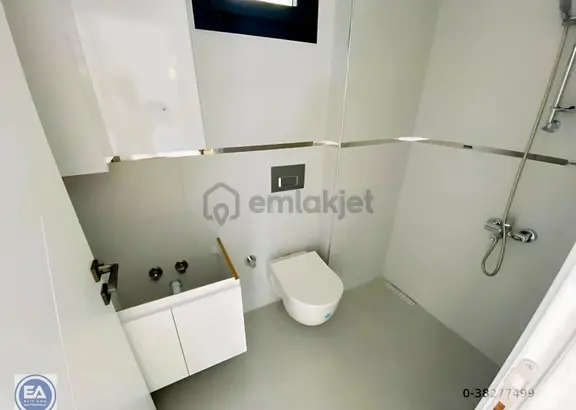Kuşadası Soğucakta Acil Bahçeli Ferah 4+1 Müstakil Villa 1