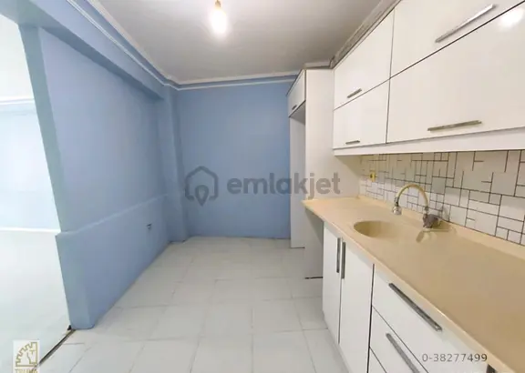 Truva/nazım Demirci'den İlkadım İlyasköy Satılık 2+1 Daire 2