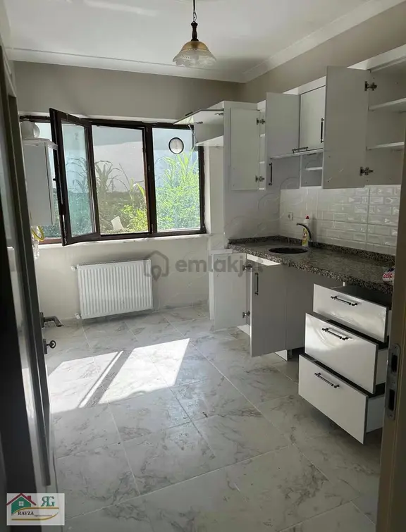Ravza Yapı Gayrimenkulden 2+1 Kiralık Kiralık Giriş Katı Daire 1
