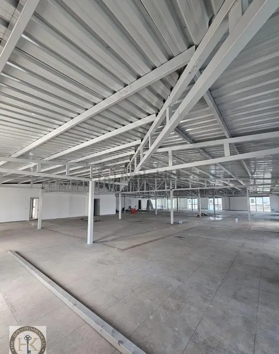 Sultangazi 2. Cebeci Mahallesi 1100 M² Kiralık Ofis 1