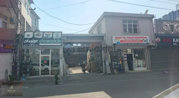 Yeşil Evler Ana Cadde Üzer 389 M2. İş Yeri 1
