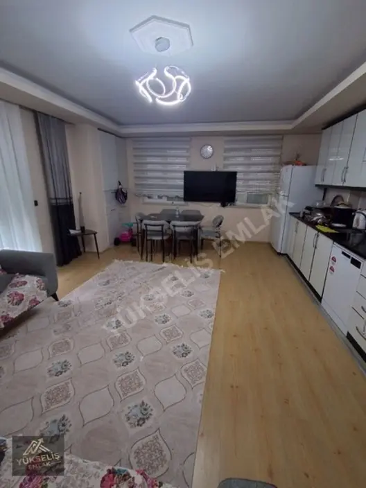 Ilıca'da Satılık 3+1 Daire 1