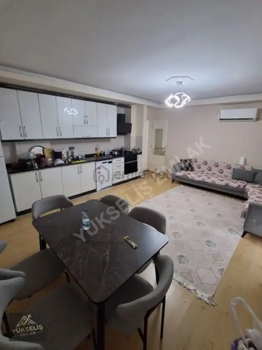 Ilıca'da Satılık 3+1 Daire 2