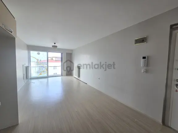 Dilay Baştekin'den Atakum Da Ulaşıma Yakın Kiralik 2+1 1
