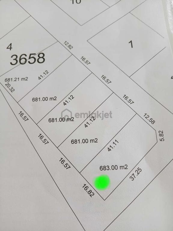 Karaköprü Çamlıyaylada Satılık Villalık Arsa 1