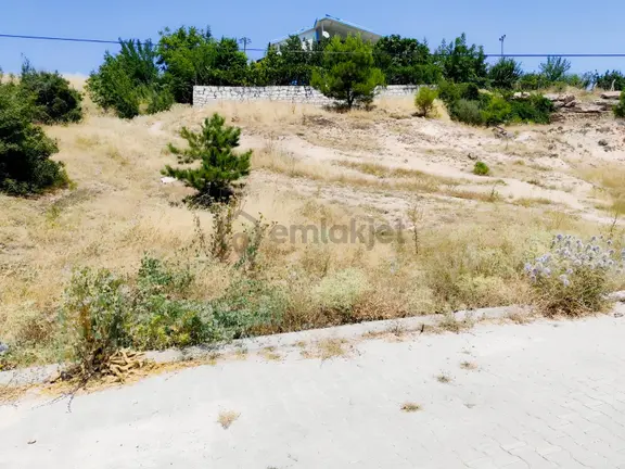Honaz Ovacık İki Kat İmarlı Arsa Yol Önü 2