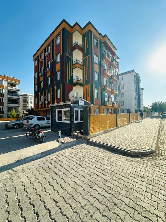 Cb Acar'dan Sırrın Karşıyakada Satılık 1+1 1