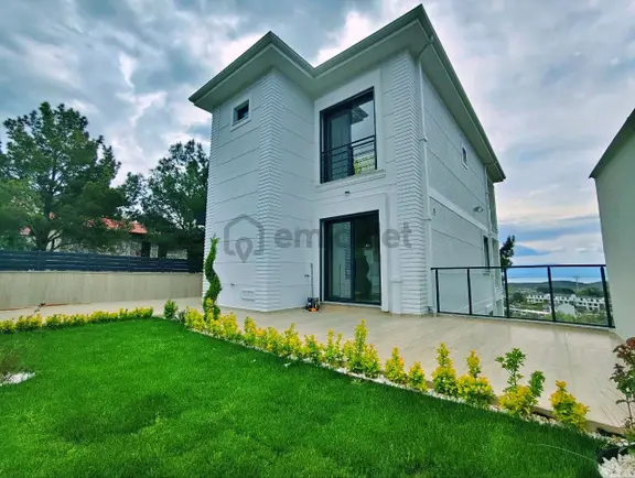Uytundan Gürede Full Panoramik Deniz Manzaralı Müstakil 4+1villa 1