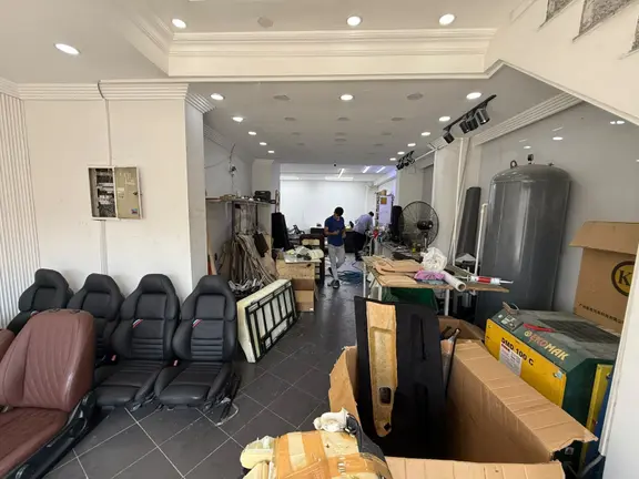 Işık'dan Çinçindere Caddesinde Kiralık 2 Katlı Dükkan 220m² 1