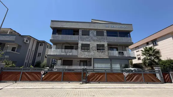 Seferihisar'ın En Nezih Muhitinde 95 M2 K.mutfak Lüks 2+1 Daire! 2