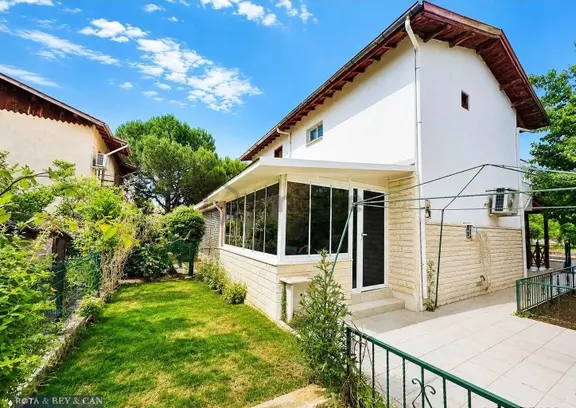 Rota'dan | Büyük Bahçeli | Uzun Dönem Kiralık | Özel Villa 2