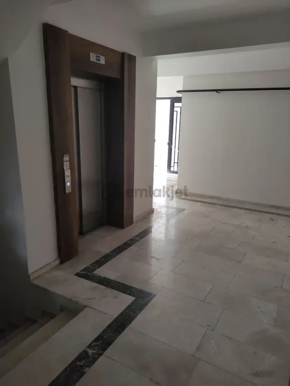 Sahibinden | Merkezde | Kiralık 1+1 Ofis | Ulu Cami Arkasında | Sıfır 2