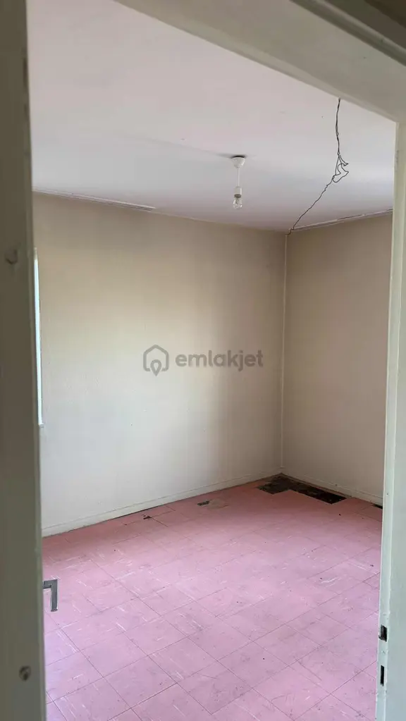 Karabük 5000 Evler 75. Yıl Mahallesinde 130 M2 3+1 Daire 1