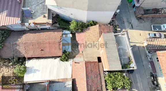 Küçük Menderes'ten Kiraz İstiklal Mh.satılık Müstakil Ev,dükkan 2