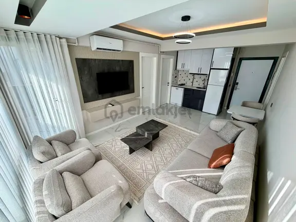 Asmalıevler'de Cadde Üzeri Satılık 1+1 Lüks Apartlar 1