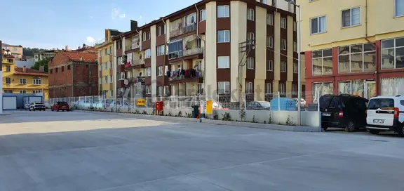 Kenan Uzman'dan Menderes Shell Yanında Kiralık Eşyalı 1+0 Daire 1