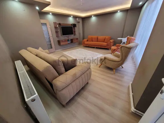 Camikebir Mh. Ana Caddeye Cephe Yeni Bina Doğalgazlı Daire 2