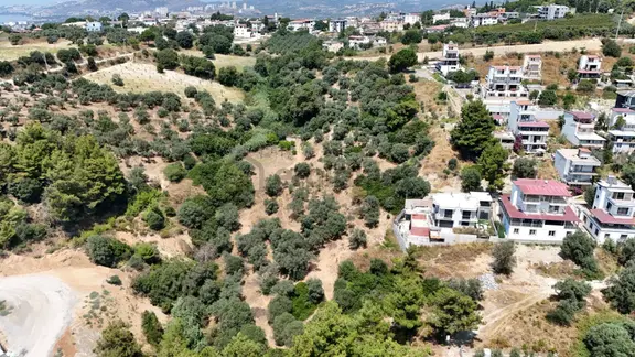 Kuşadası Soğucak'ta Kat İrtifaklı Satılık Arsa 1