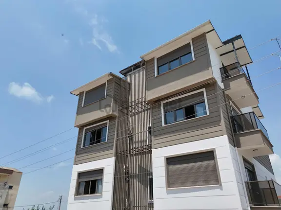 Antalya Serik Merkezde Yeni Nesil Binada Satılık 1+1 Lüks Daire 1
