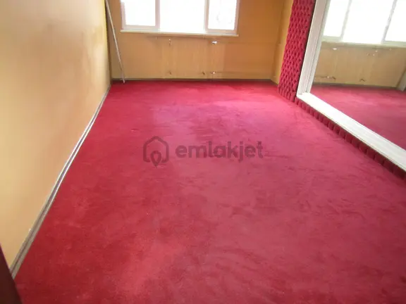 Setbaşı Ünlü Cadde Gözaçan İşhanı 25m2 2.arakat Kiralık İşyeri 6bintl 2