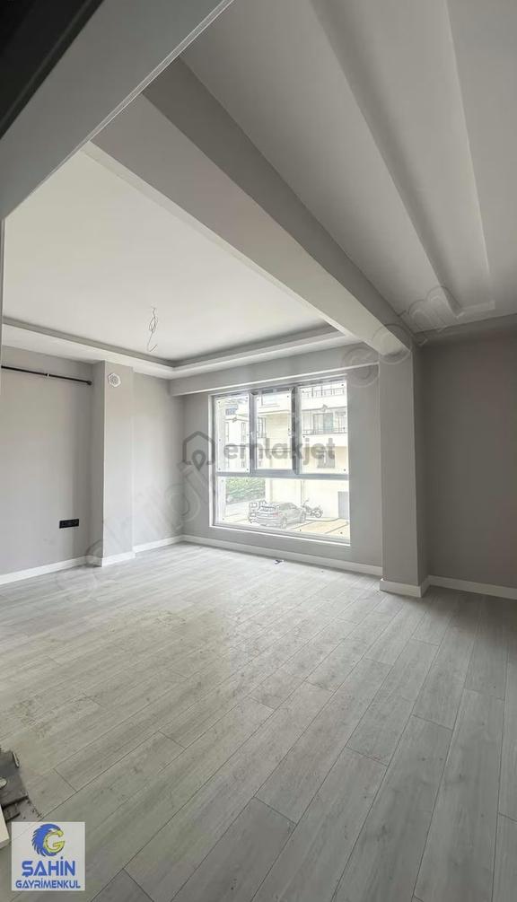 Cobanlıda Salon Mutfak Ayrı 2+1 Daire 2