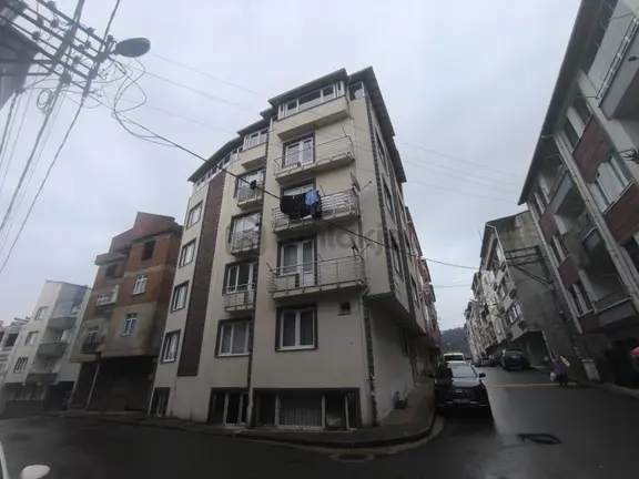 Delta Gayrimenkul'den Çıtlakkale Mahallesi'nde 2+1 Kiralık Daire 1