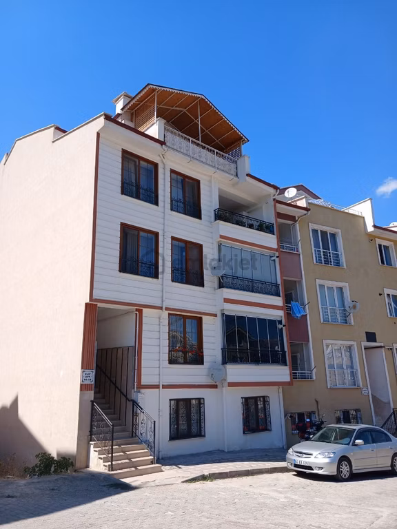 Tokat Bizim Emlaktan Kiralık 2+1 Eşyalı Yeni Daire 2