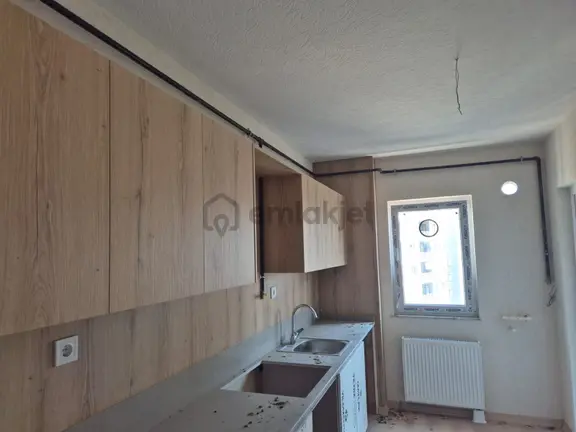 Rt Safir'den Demirtaş Yeni Hayat Sitesinde Satılık 3+1 Arakat Daire 2