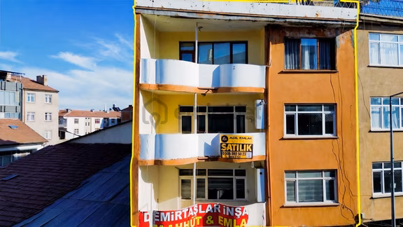 Elazığda Ticaretin Kalbinde Komple Satılık Bina 1