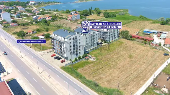 Lapseki Çardak'ta Boğaz Manzaralı 220 M2 Satılık Dubleks Daire 2