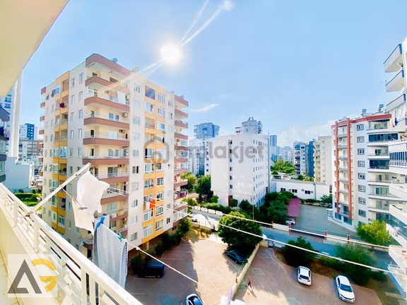 Auradan Yenişehir Çiftlikköyde Satılık 3+1 Daire 1