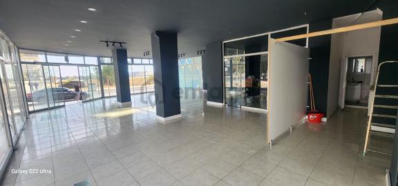Kurumsala Kiralık Depolu Dukkan Amerikan Kültür Koleji Cadde Üzerinde 1